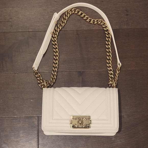 CHANEL SMALL BOY BAG (WHITE W/GOLD) - Picture 3 of 16